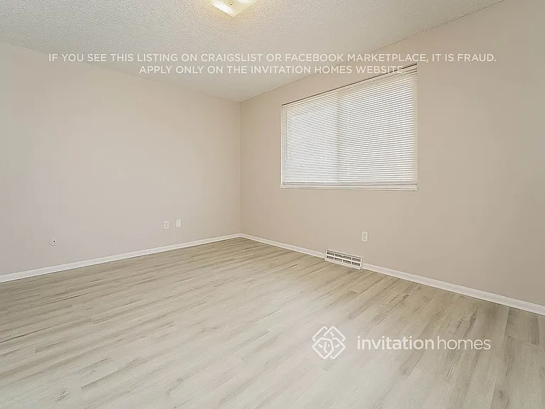 647 S 6th Ave — Photo 9