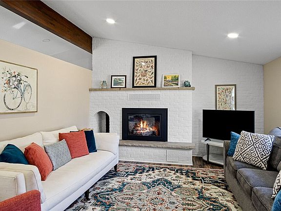 5th image of 614 Crestview Court