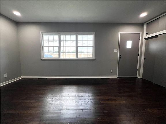 4th image of 8011 Minnesota Ave
