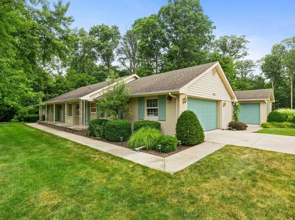 10128 Arbor Trl, Fort Wayne, IN 46804