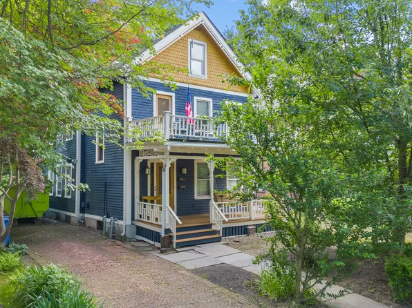 52 Sherman St, Hartford, CT 06105