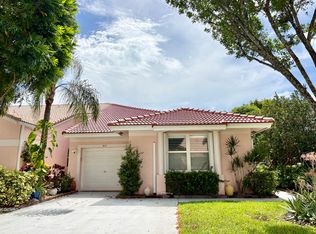 315 Coral Trace Ln, Delray Beach, FL 33445