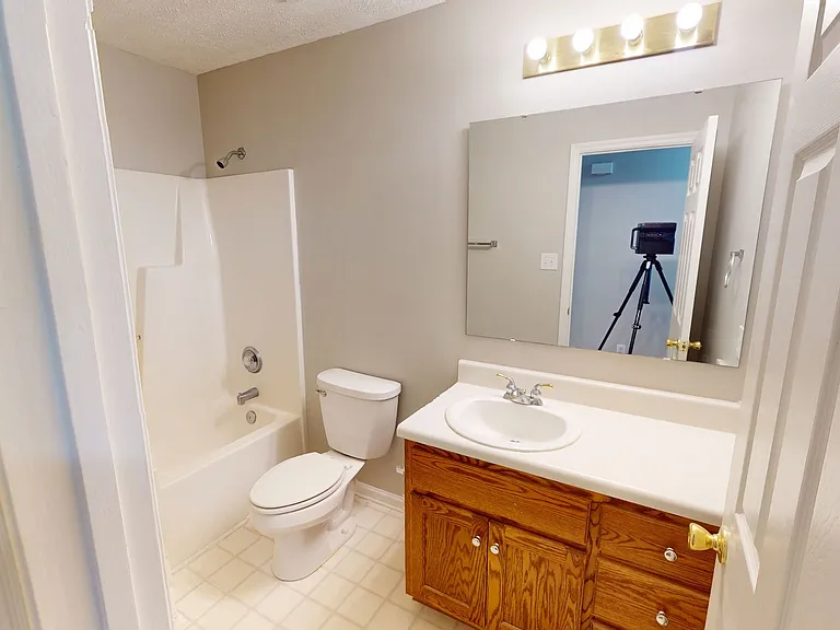 3004 Bolla Dr — Photo 21