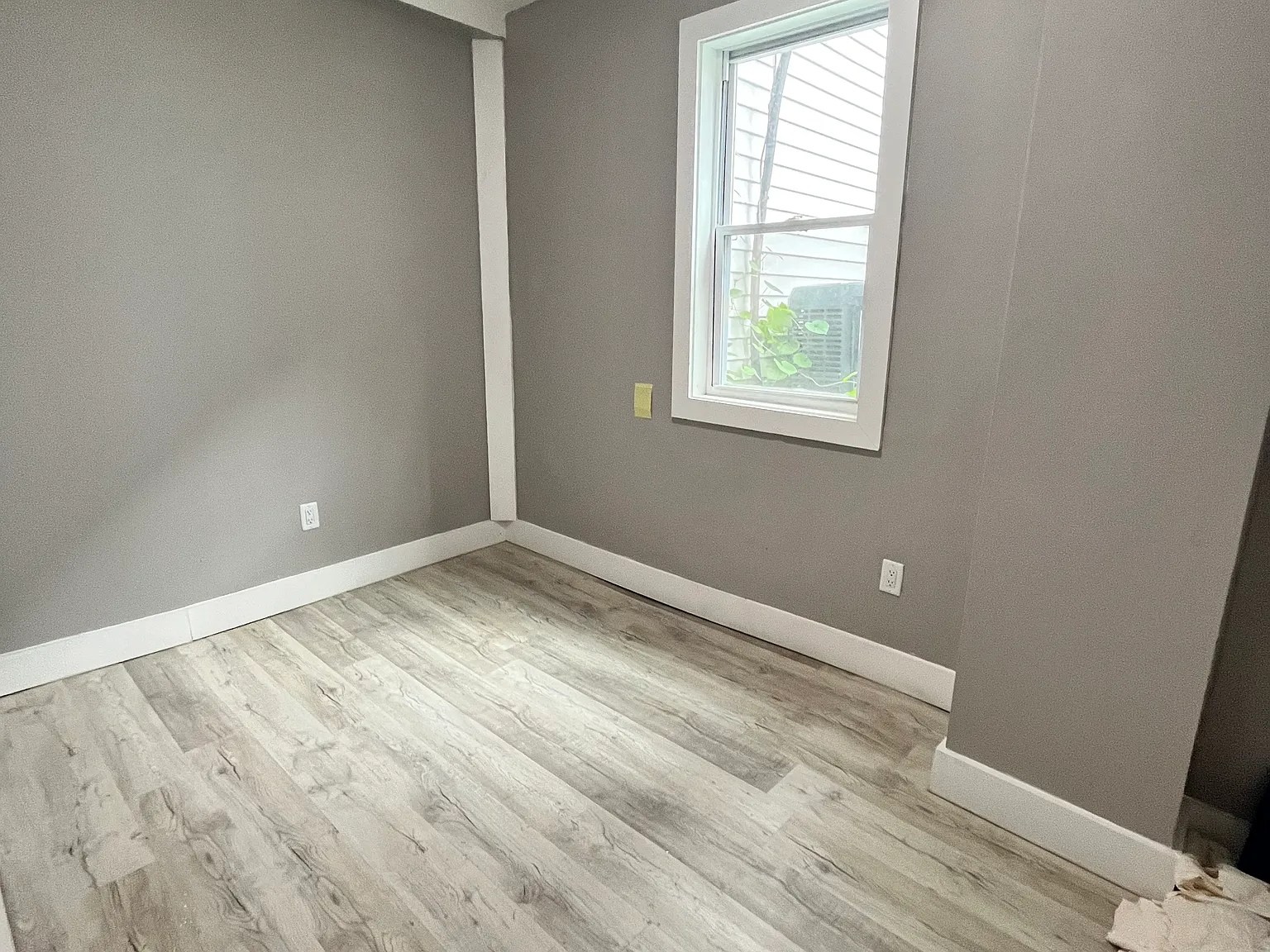 3 bed, 1000 sqft, $2,700 — Photo 4