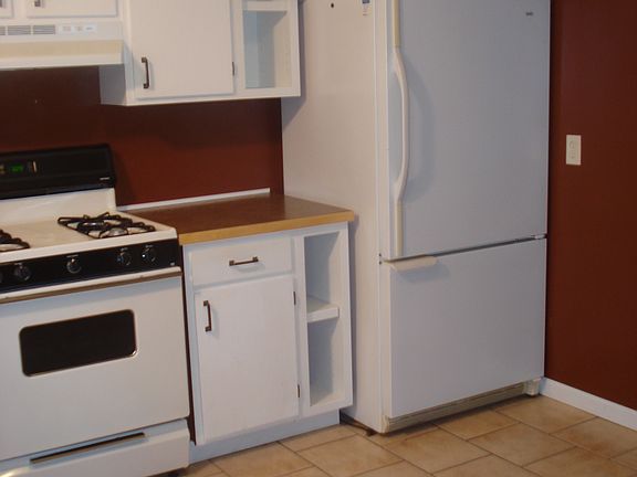 4th image of 216 Van Brunt St
