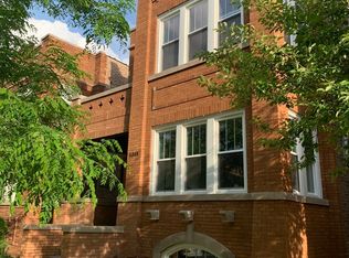 5315 W Montrose Ave, Chicago, IL 60641