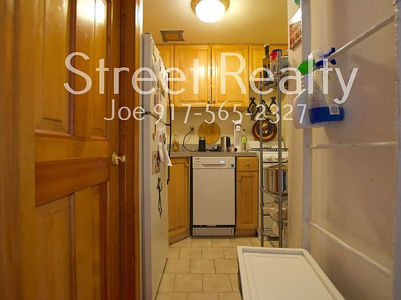 5th image of 107 W 74th St APT 3F