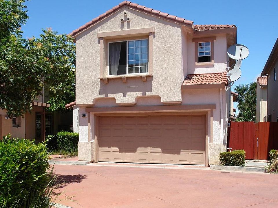1st image of 2161 Esperanca Ave