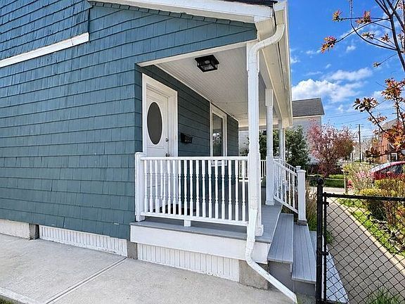 2nd image of 1855 W 58th St Unit 2