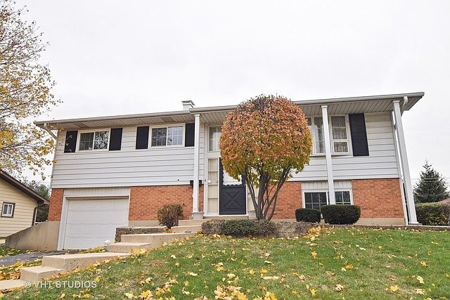 1st image of 380 Lafayette Ln