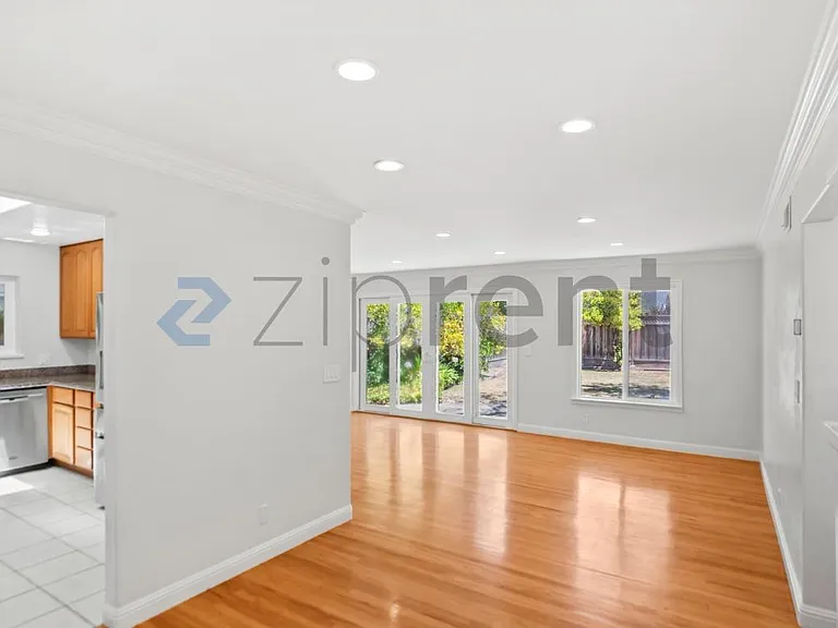 1426 Brookglen Dr — Photo 10
