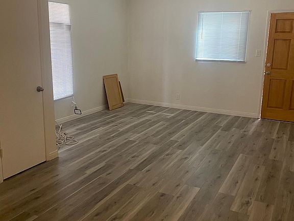 3rd image of 11747 Dorothy St #9