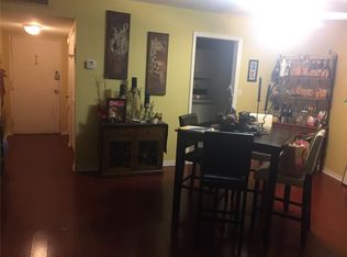 7470 Miami Lakes Dr APT B203, Miami Lakes, FL 33014
