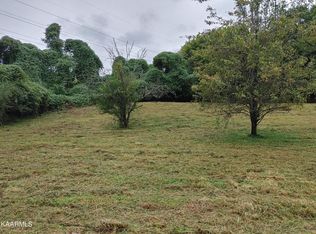 104 Country Club Rd, Rockwood, TN 37854