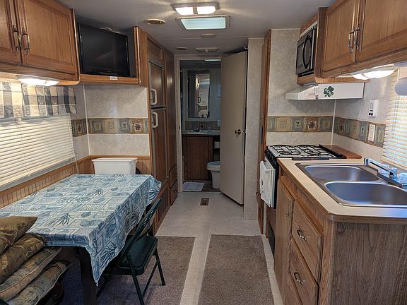 5th image of 109 Holly St #3