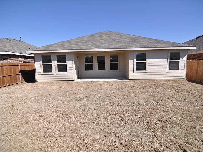 8913 Zubia Ln — Photo 15
