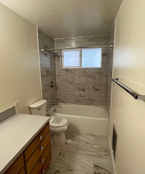 78 Williams Ave S #A — Photo 17