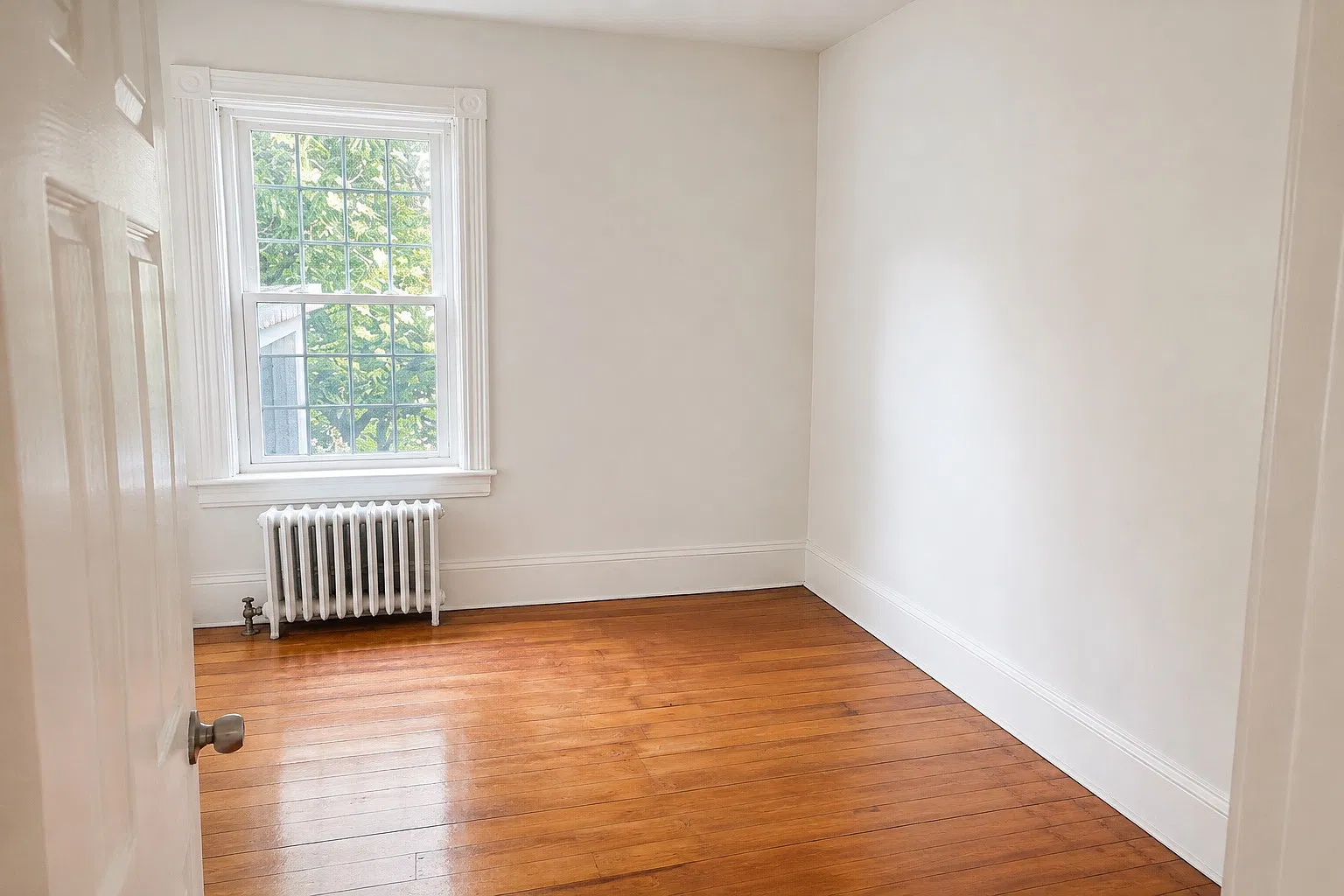 55 Warren Ave — Photo 4