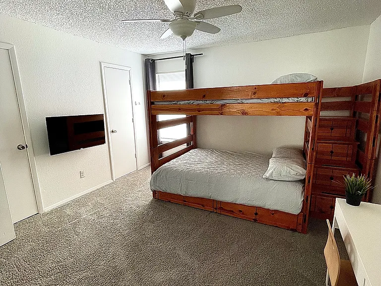 5763 Shadydell Dr — Photo 24