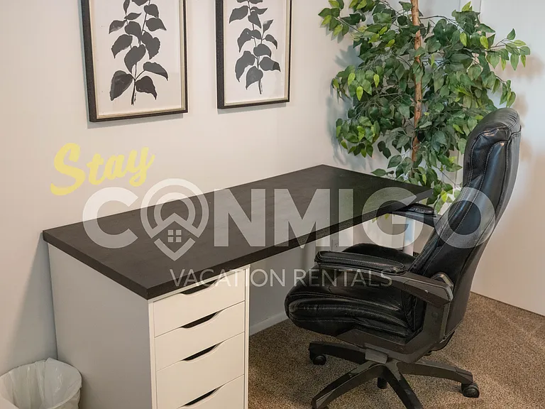 1041 E Platinum Way #1 — Photo 28