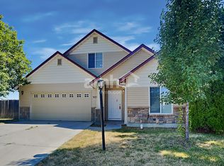 923 E 4th Ct, Kuna, ID 83634