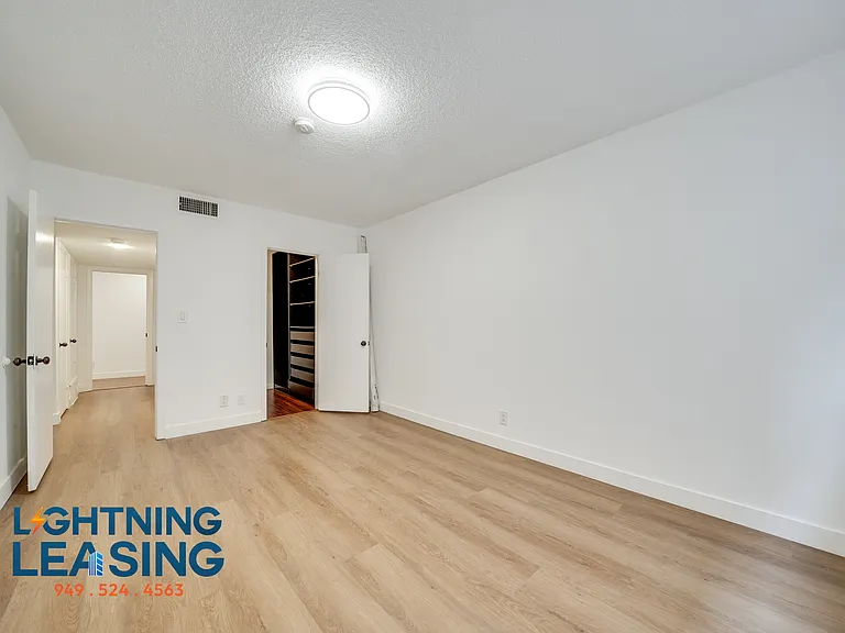 408 N Palm Dr #101 — Photo 12