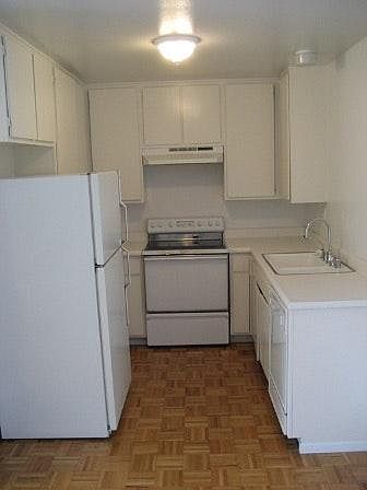 2nd image of 5516 Armitos Ave APT 74