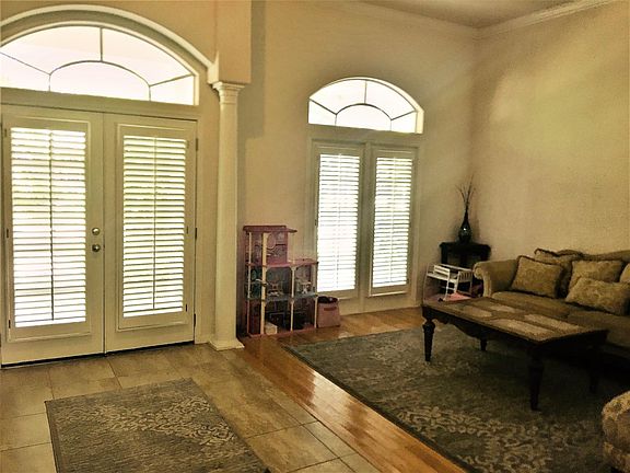 4th image of 530 Veracliff Ct