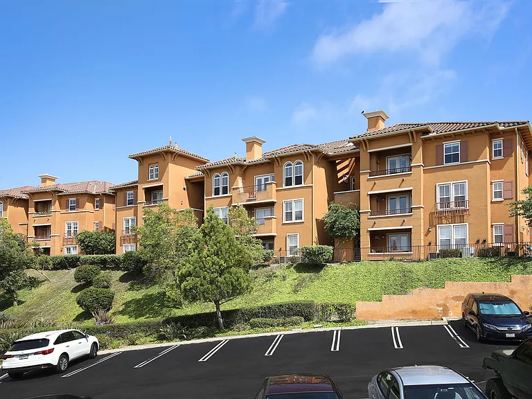 Prominence Apartments — Photo 20