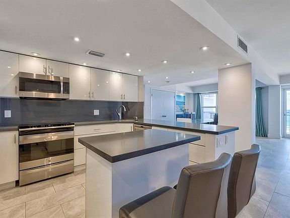 5th image of 405 N Ocean Blvd APT 916