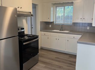 217 S G St APT 1, Madera, CA 93637