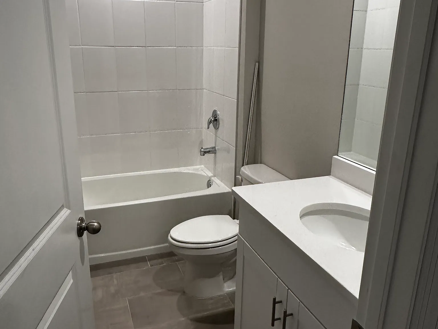 119 Lovely Ct — Photo 3