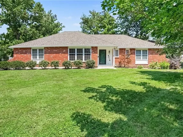 5716 W 97th Ter, Overland Park, KS 66207