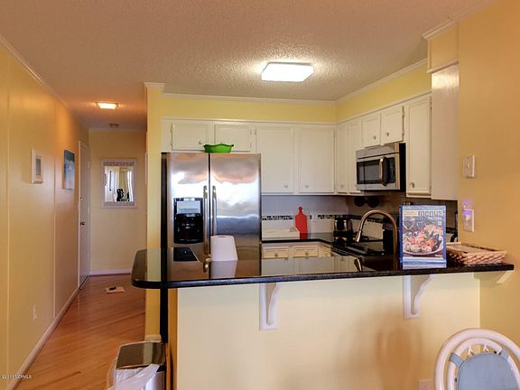 3rd image of 2509 W Ft Macon Road #204b