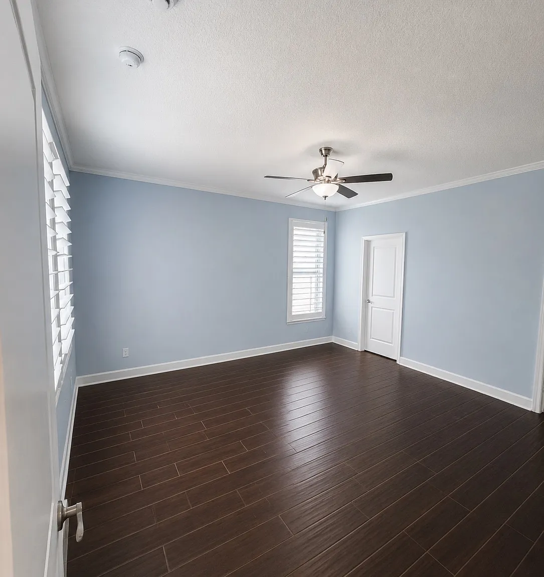 274 Spring Park Ave — Photo 3