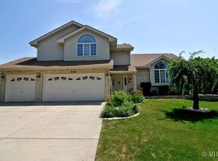 808 Ravinia Dr, Shorewood, IL 60404