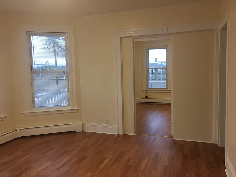 28 Cedar St #1 — Photo 13