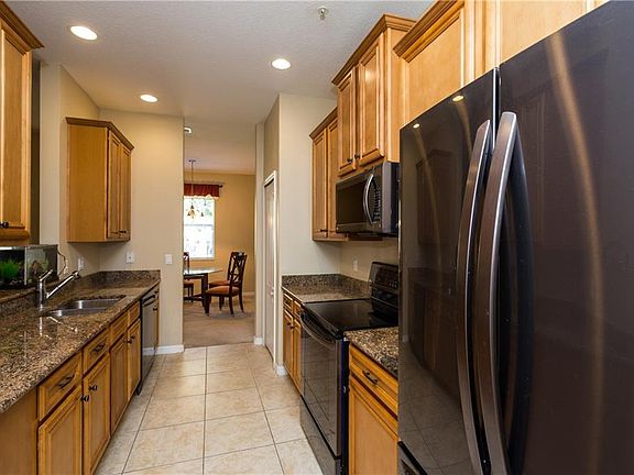 5th image of 1248 Priory Cir