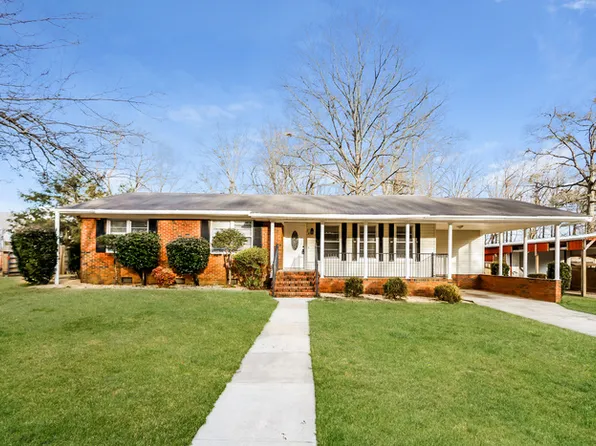 34 Dunwar Dr, Calera, AL 35040