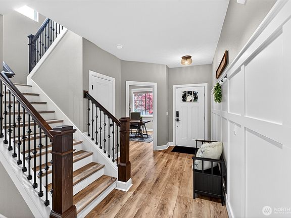 5th image of 14207 Overlook Drive E