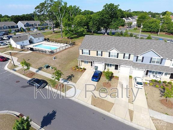 2nd image of 5524 John McDowell Pl