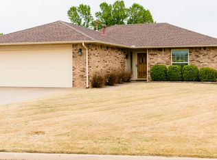 2817 Williamsburg, Enid, OK 73703