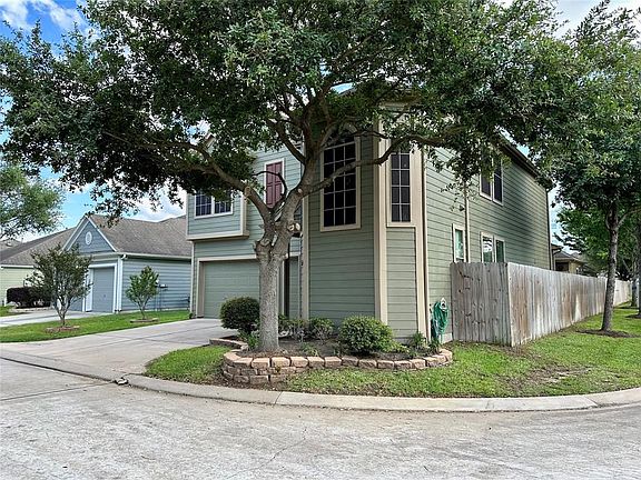 2nd image of 6035 Lynwood Banks Ln