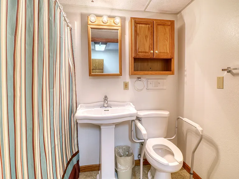 418 W Alcott Ave #103 — Photo 7