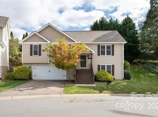 29 Locole Dr, Arden, NC 28704