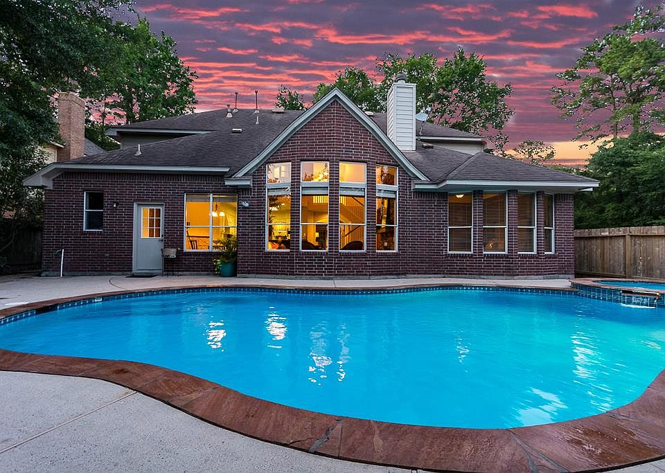 1st image of 2903 Maple Bend Dr