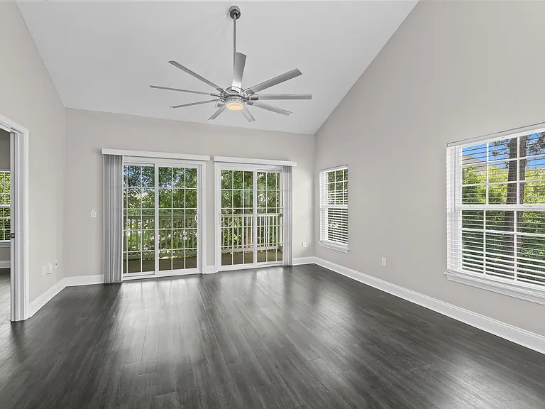 5026 Belleglen Ct #202 — Photo 12