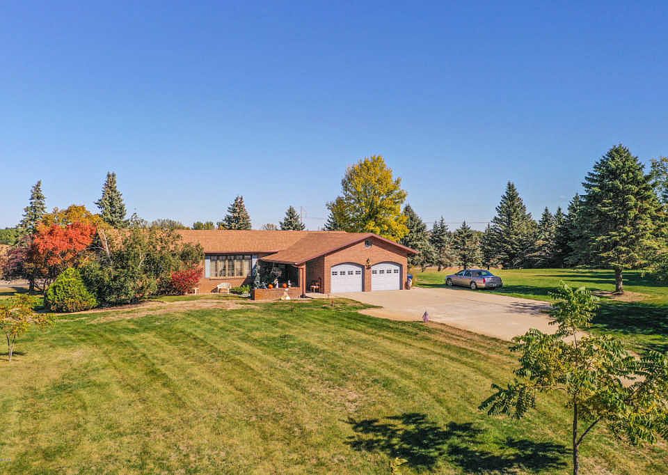 1st image of 2817 Bayview Heights Dr
