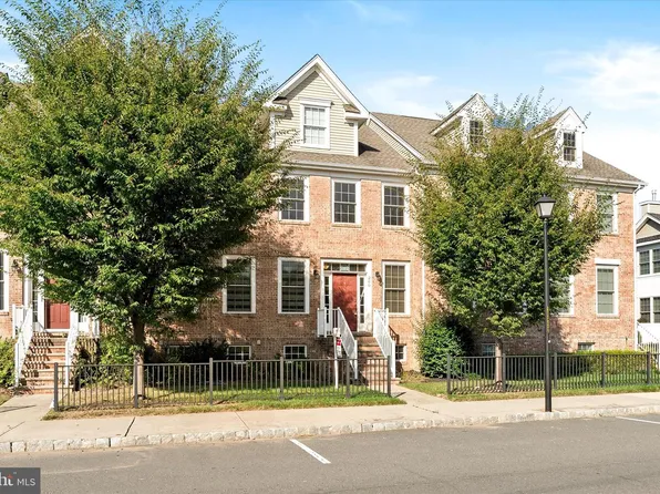 260 Gordon Rd, Robbinsville, NJ 08691