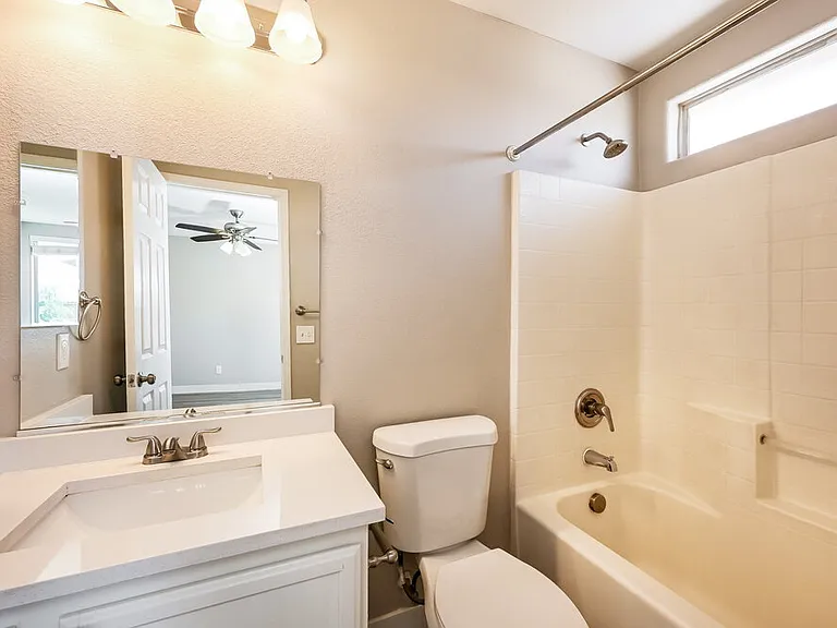 5864 Cape Hatteras Ct — Photo 14